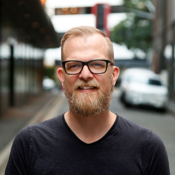 Hamilton Jones, Head of Strategy & CX, DE